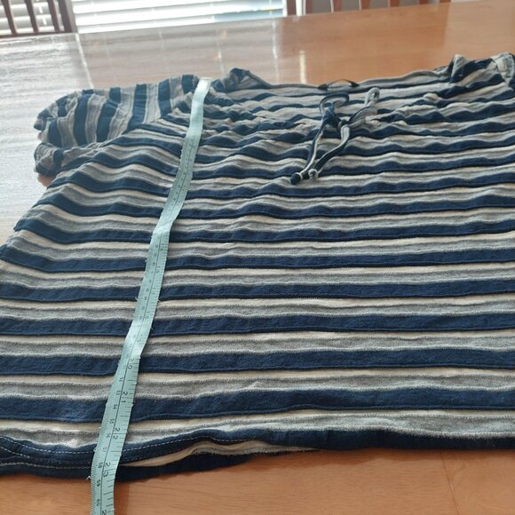 BloomChic Plus Size Navy Grey and Cream Striped Top Size 22-24 - Picture 11 of 11